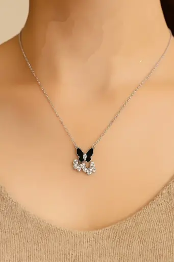 🦋 Elegant Butterfly Charm Necklace